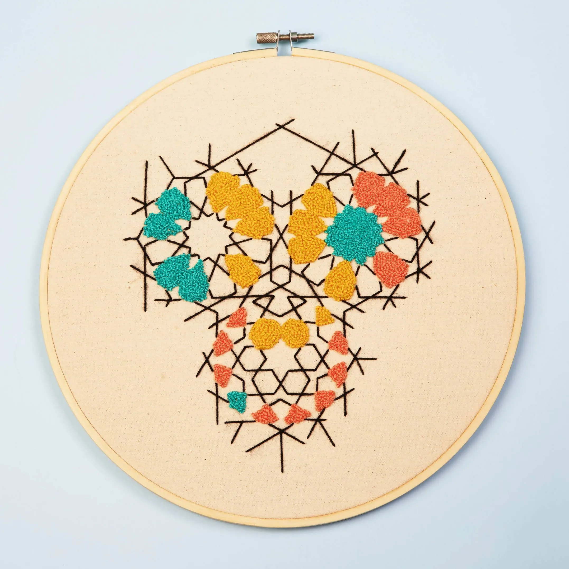 18CM Embroidered Hoop Zellij Fragments