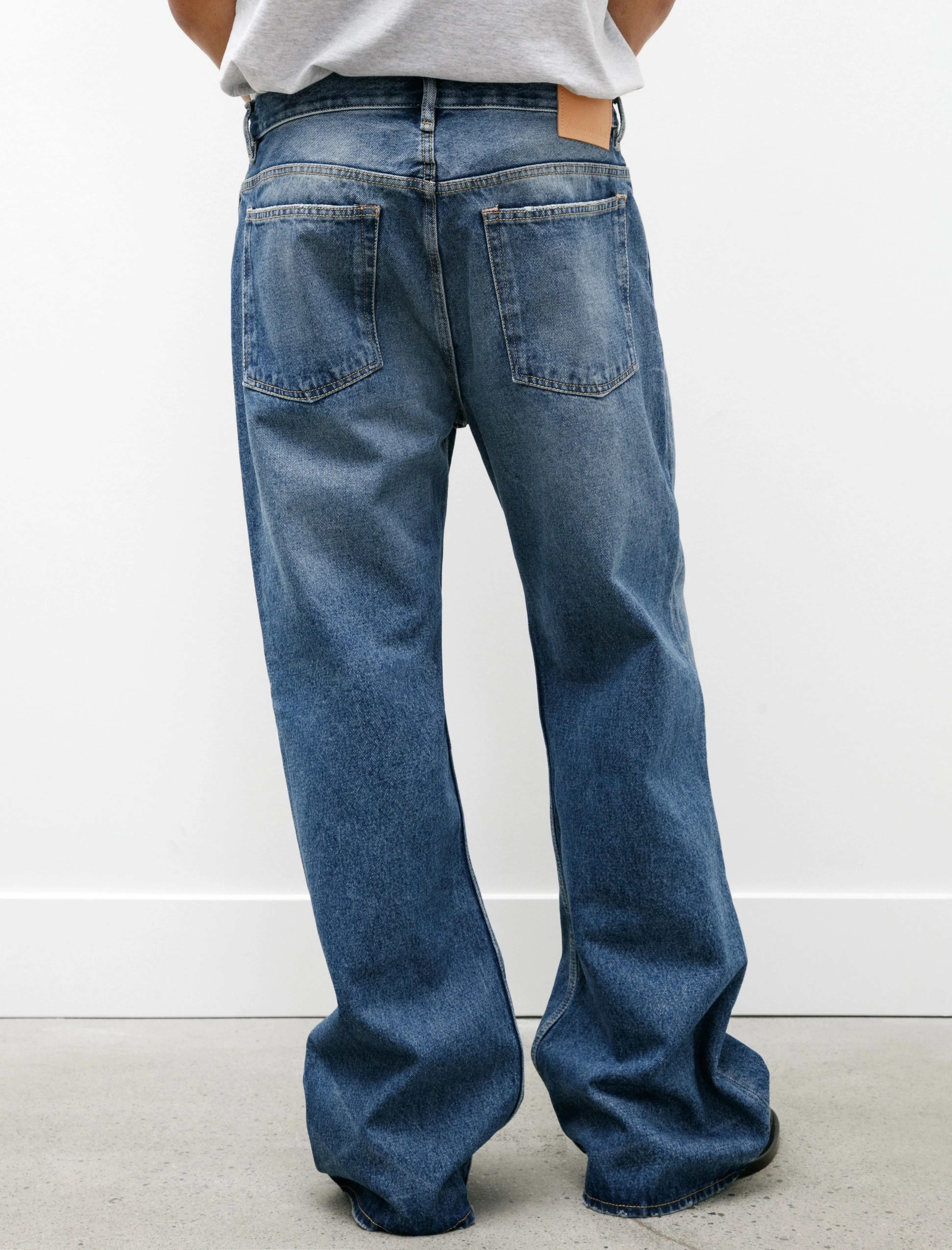2021M Vintage Blue Mid Blue Jeans
