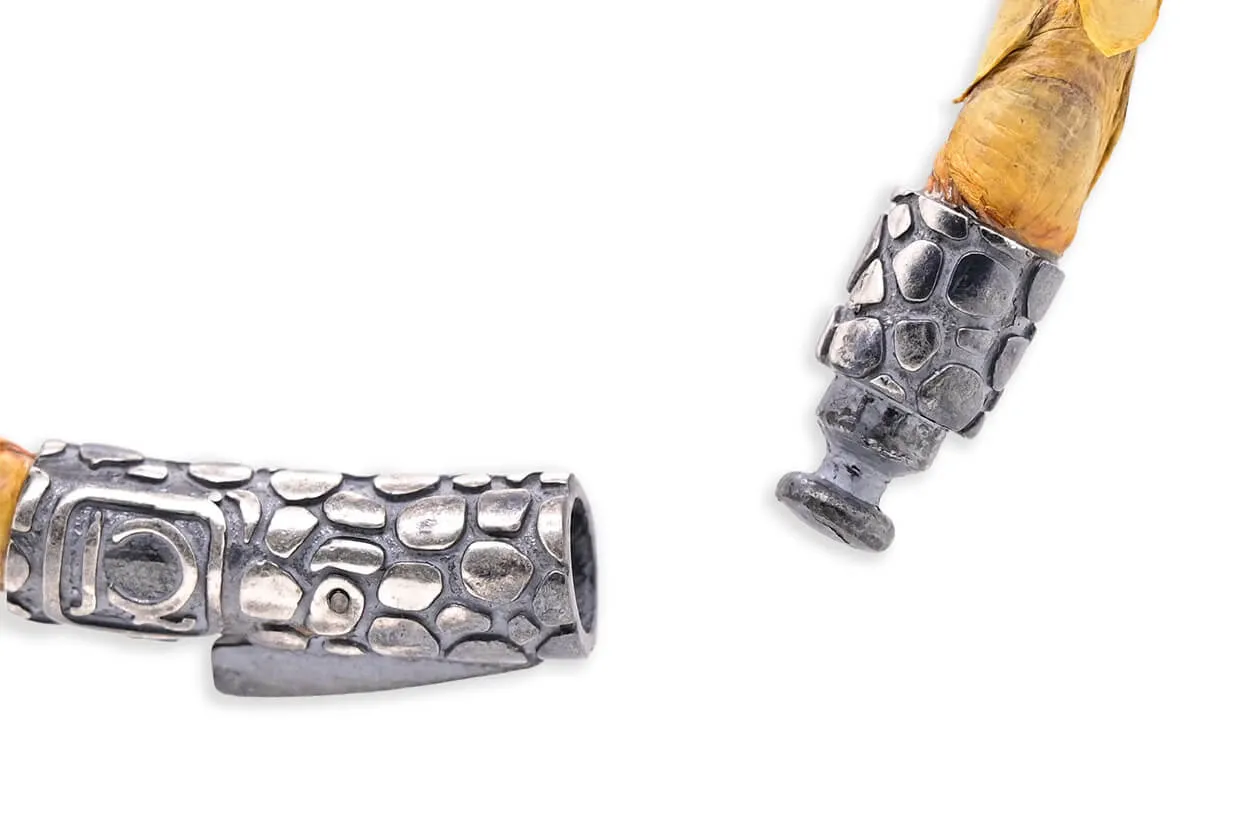 Bracelet LivingSkull Women Phyton Leather & Two Human Skulls