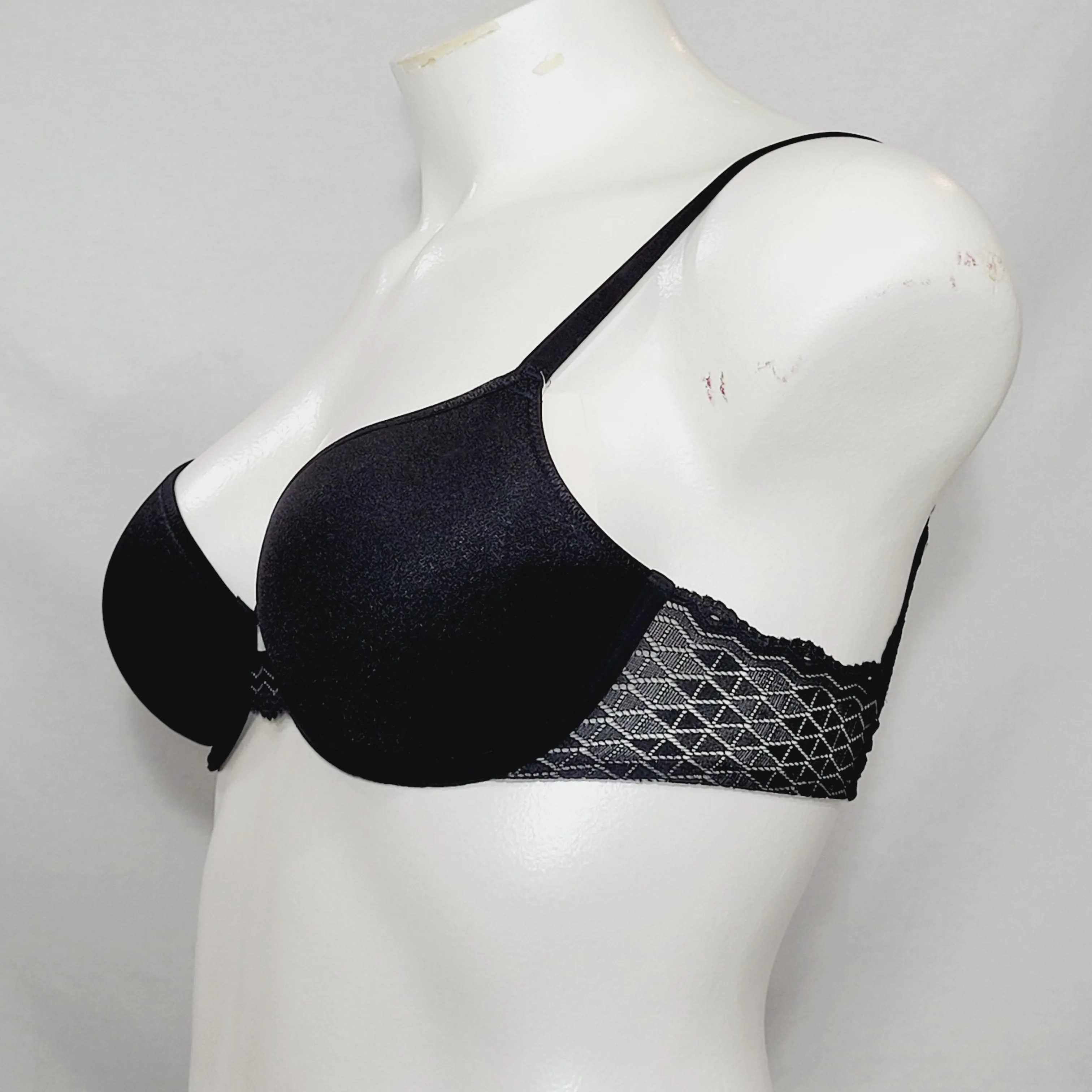 b.tempt'd 953238 by Wacoal Love Triangle Contour UW Bra 32D Black NWT