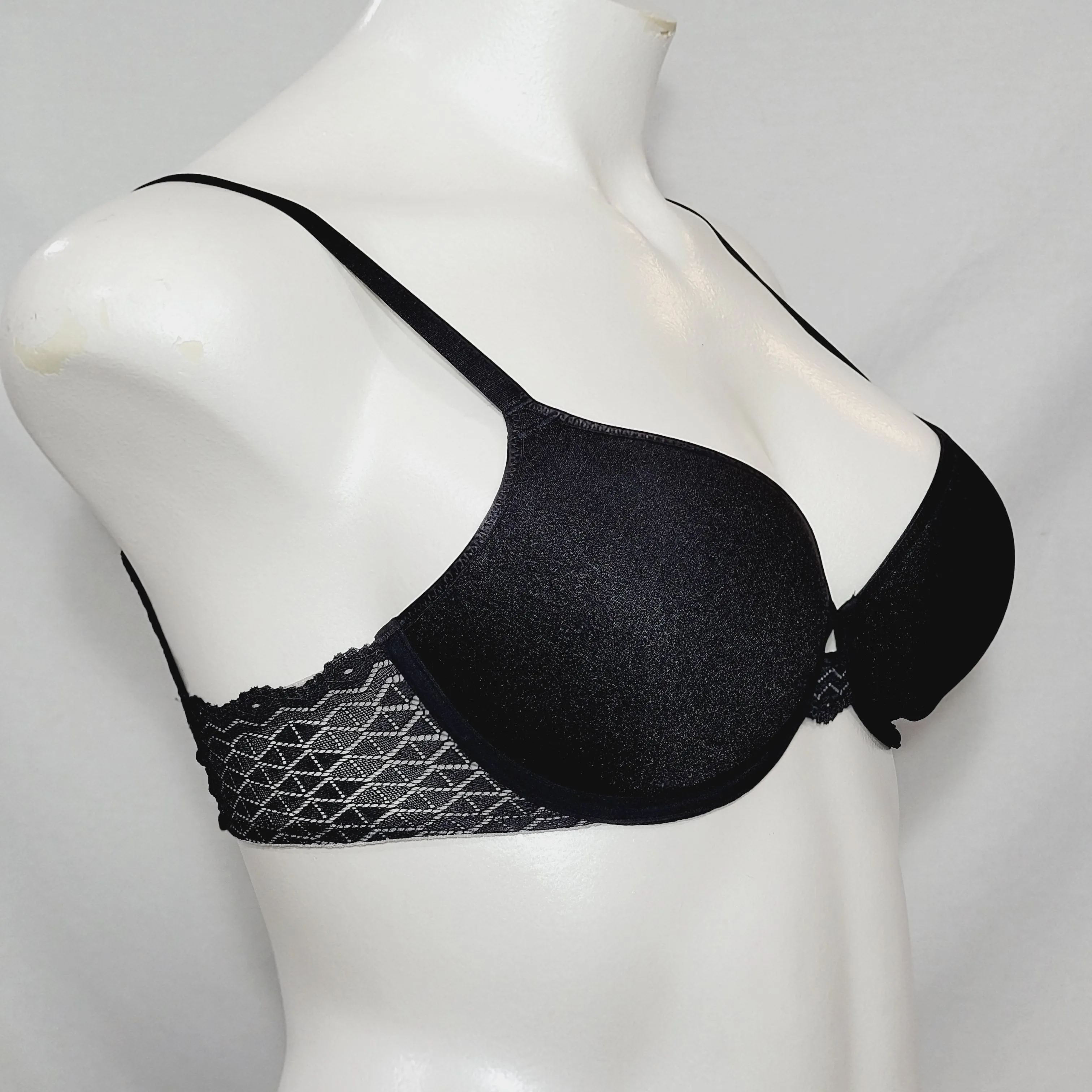 b.tempt'd 953238 by Wacoal Love Triangle Contour UW Bra 32D Black NWT