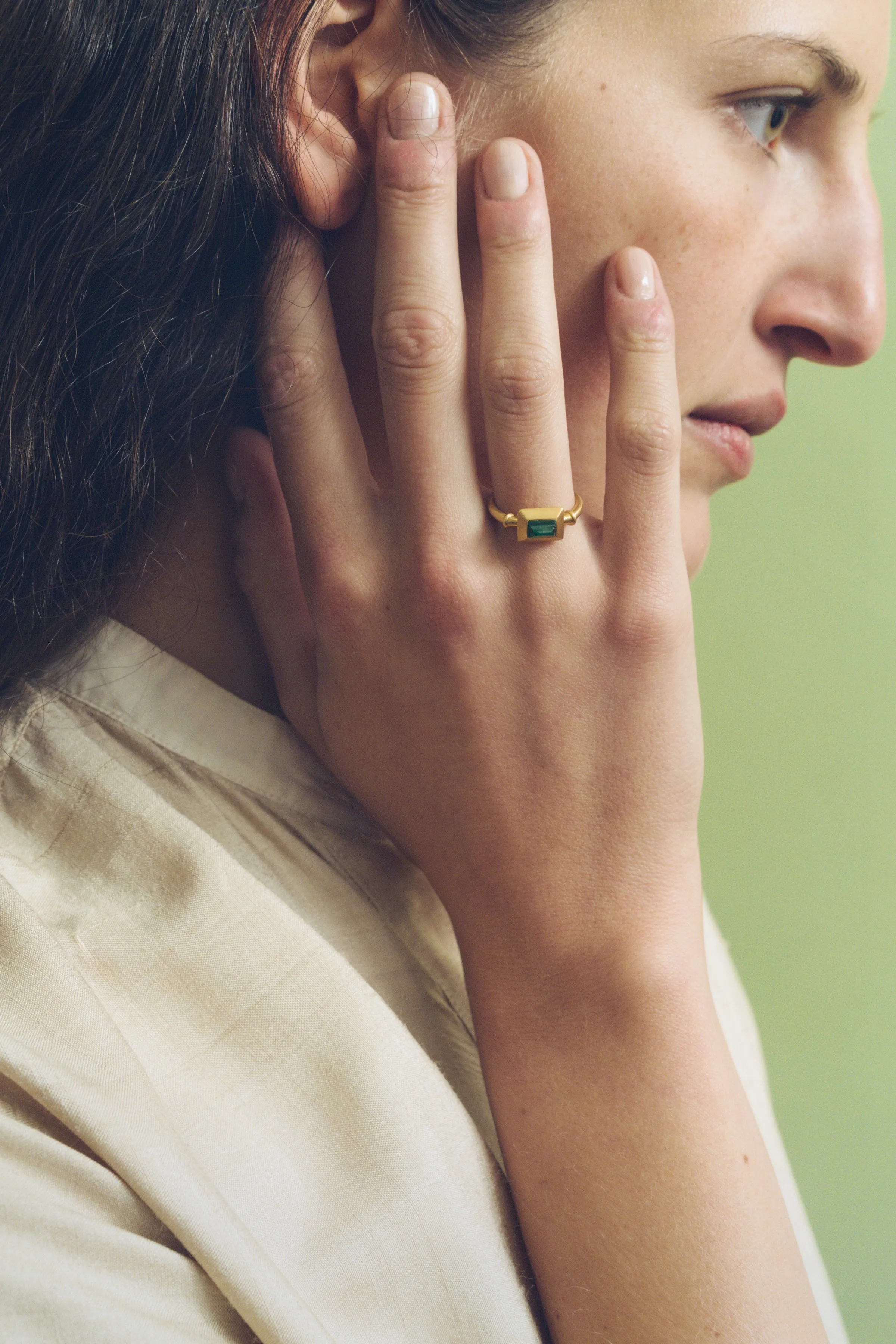 Green Tourmaline Capsa Ring