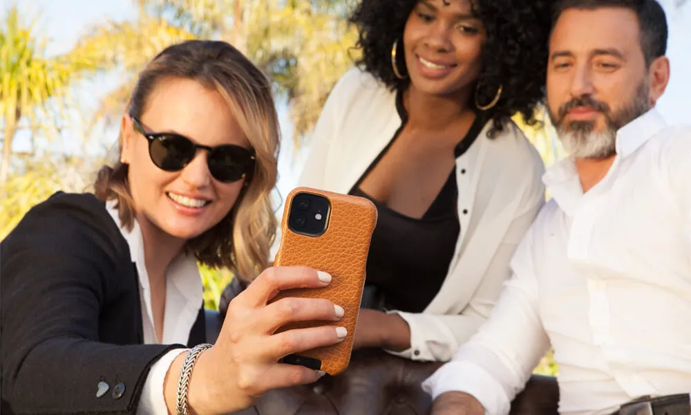 Grip iPhone 11 Leather Case