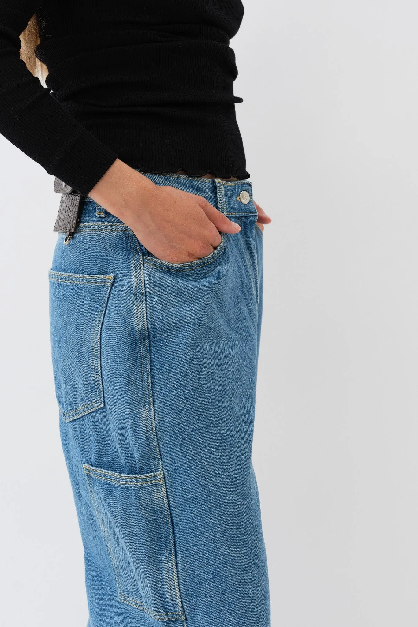 Helle Jeans — Medium Indigo