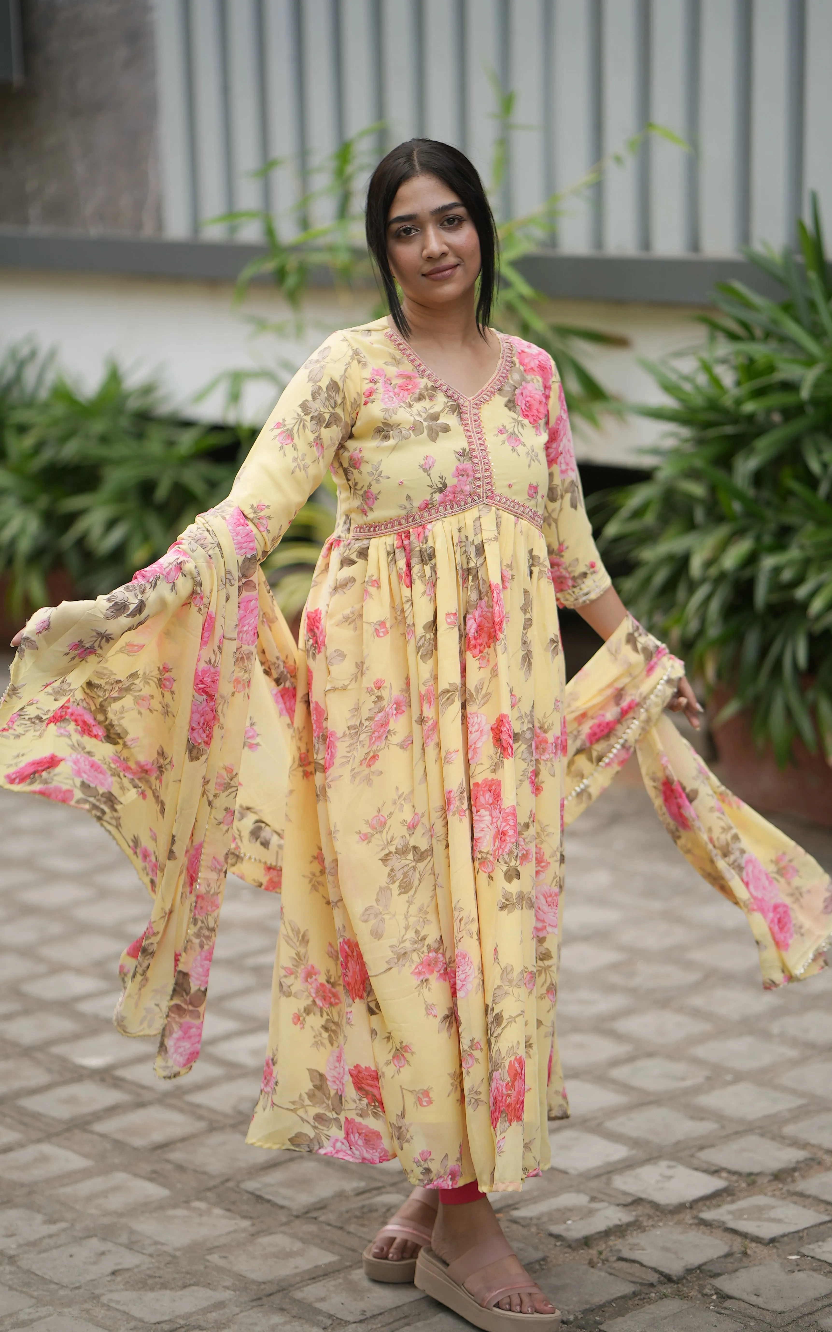 Hema C (Kurti Dupatta)