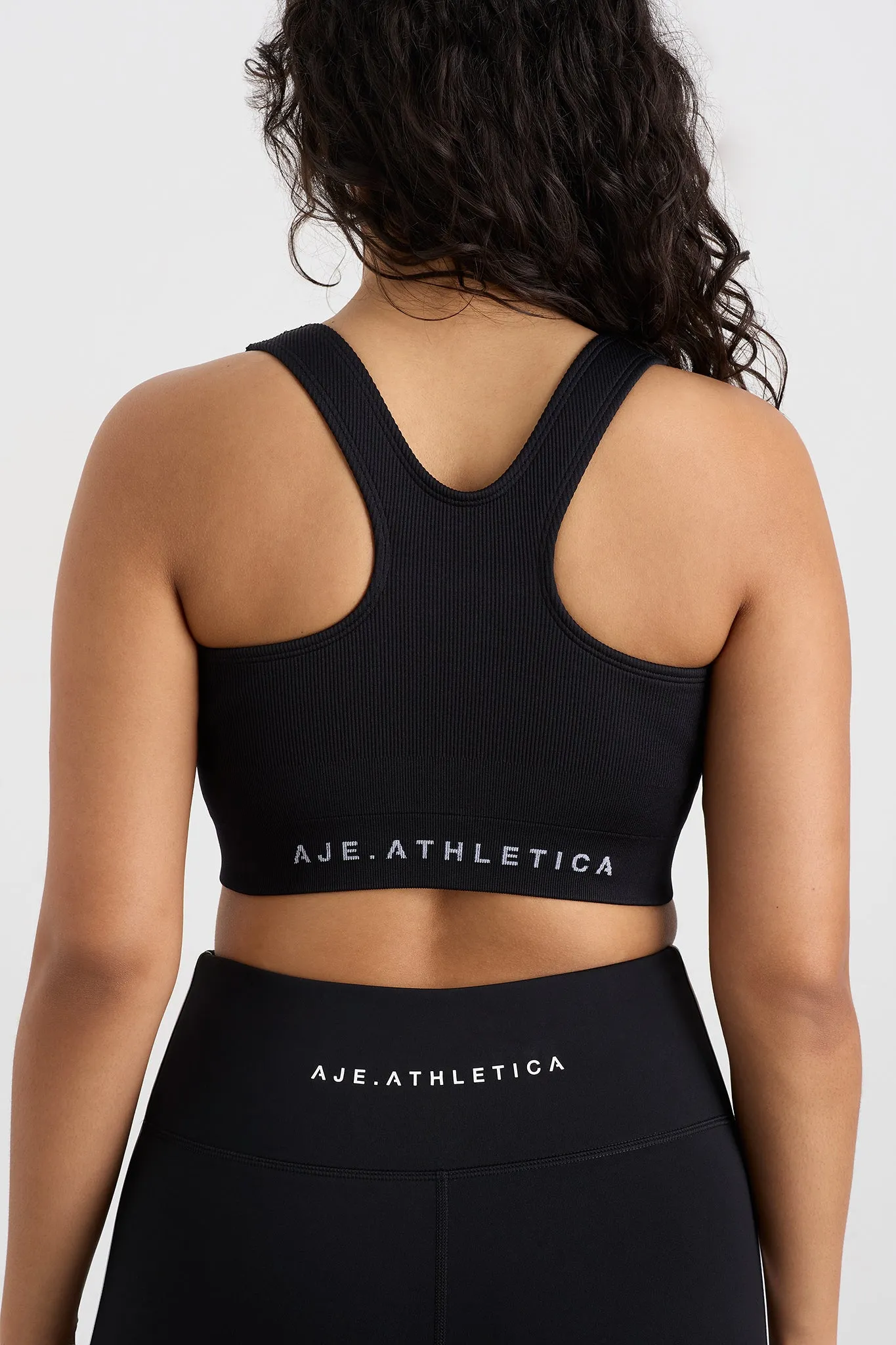 Seamless Crop 331