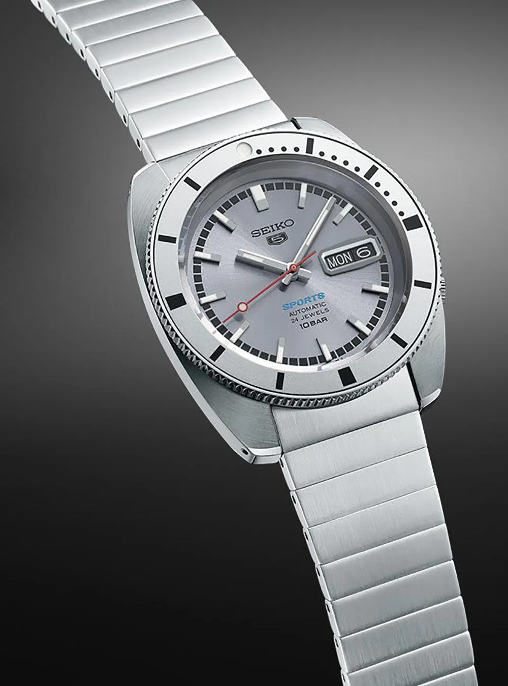 SEIKO 5 SPORTS WATCH SKX SERIES HERRITAGE DESIGN RE-CREATION LIMITED EDITION SBSA269 / SRPL03 MADE IN JAPAN JDM
